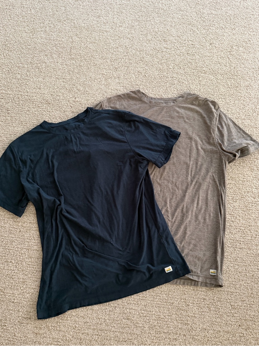Vuori T-shirt, set of 2, size large